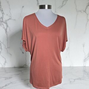 32 Degrees Cool Women Top Sz XL NWT Soft Short Sleeve V-Neck Color Red/Rust